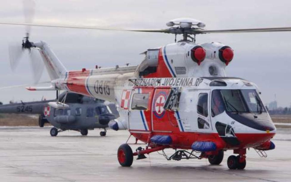 Śmigłowce W-3RM oraz Mi-2 (fot. kmdr ppor. Czesław Cichy)