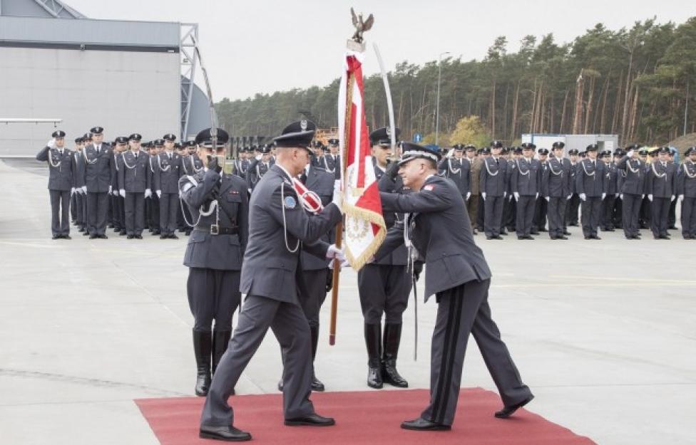 Zmiana na stanowisku dowódcy 3. SLTr (fot. 3sltr.wp.mil.pl)