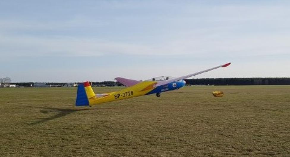 Szybowiec SZD-9 bis Bocian 1E Aeroklubu Leszczyńskiego (fot. aeroklub.leszno.pl)
