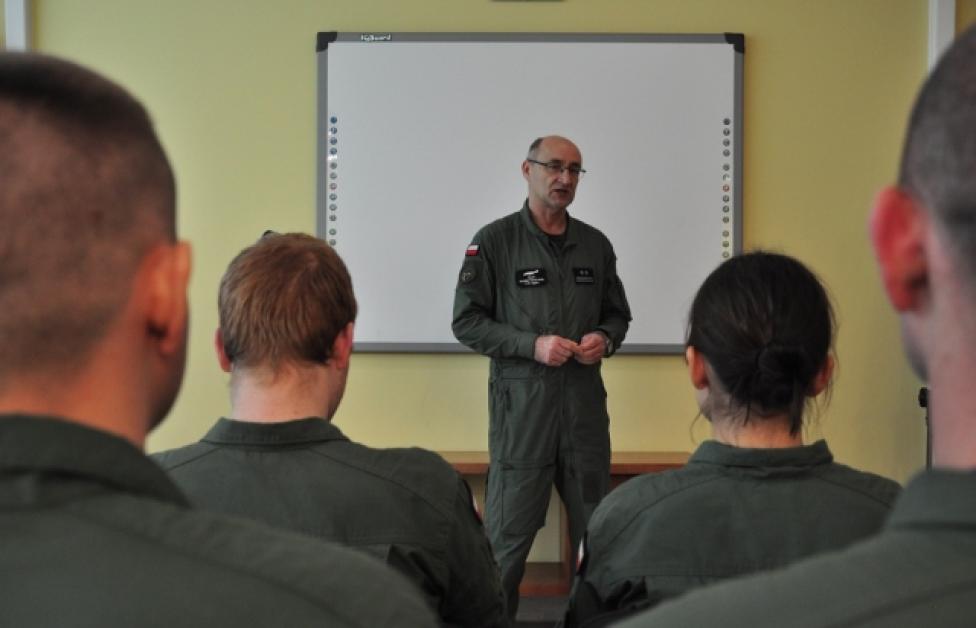 Kurs taktyczny dla personelu latającego w Powidzu (fot. kpt. Martyna Fedro-Samojedny)