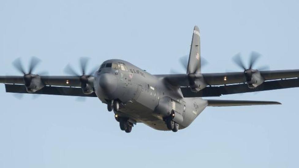 Samolot C-130 Hercules amerykańskiej eskadry lotniczej (fot. EPPW Spotters)