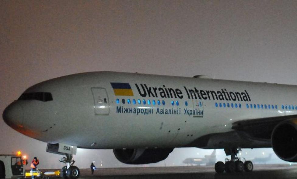 B772 należący do Ukraine International Airlines (UIA)