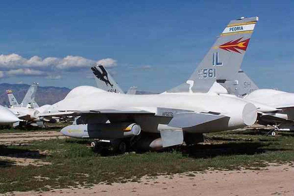 F-16, który trafił do Dęblina
