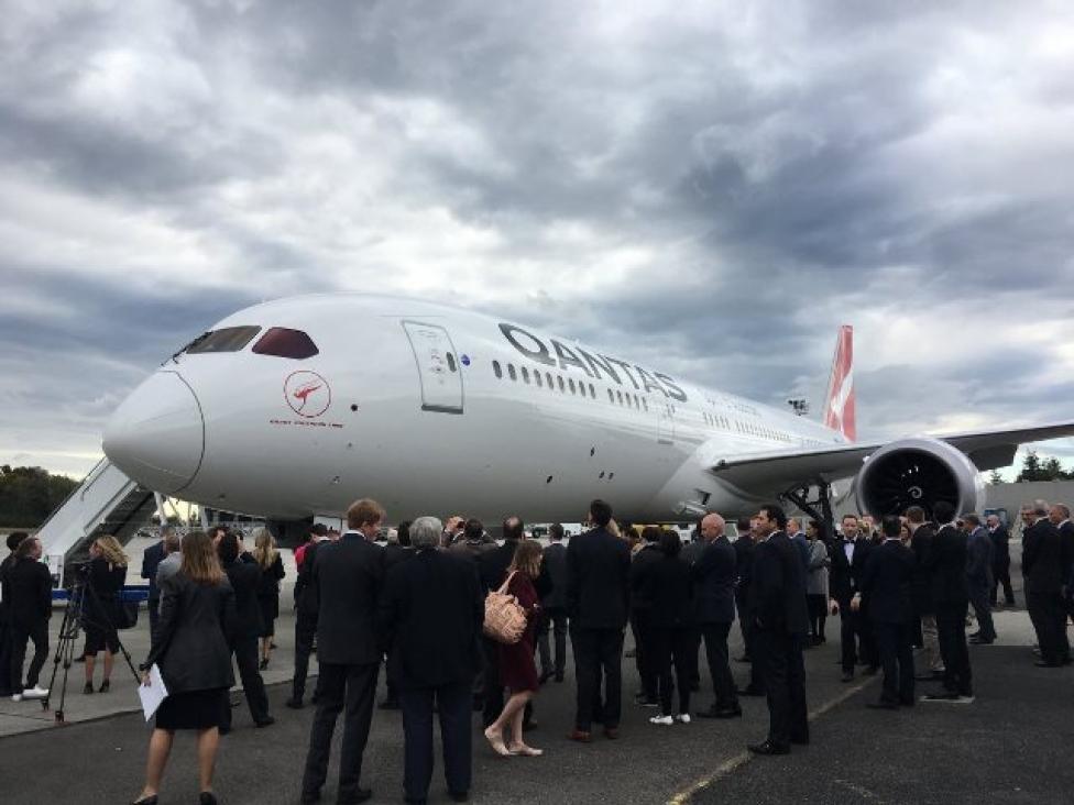 B789 należący do linii Qantas