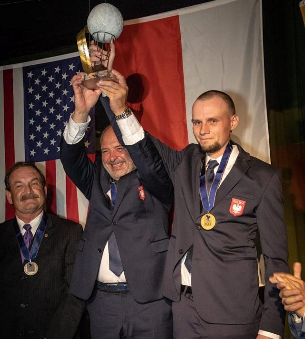 Mateusz Rękas i Jacek Bogdański zdobywcami Pucharu Gordona Bennetta w 2018 roku (fot. Marcus King / FAI)