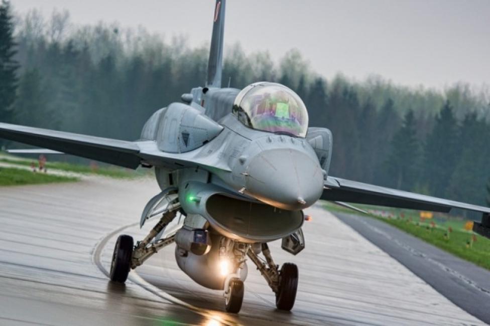 F-16 (fot. st. chor. mar. Arkadiusz Dwulatek/CC DORSZ)