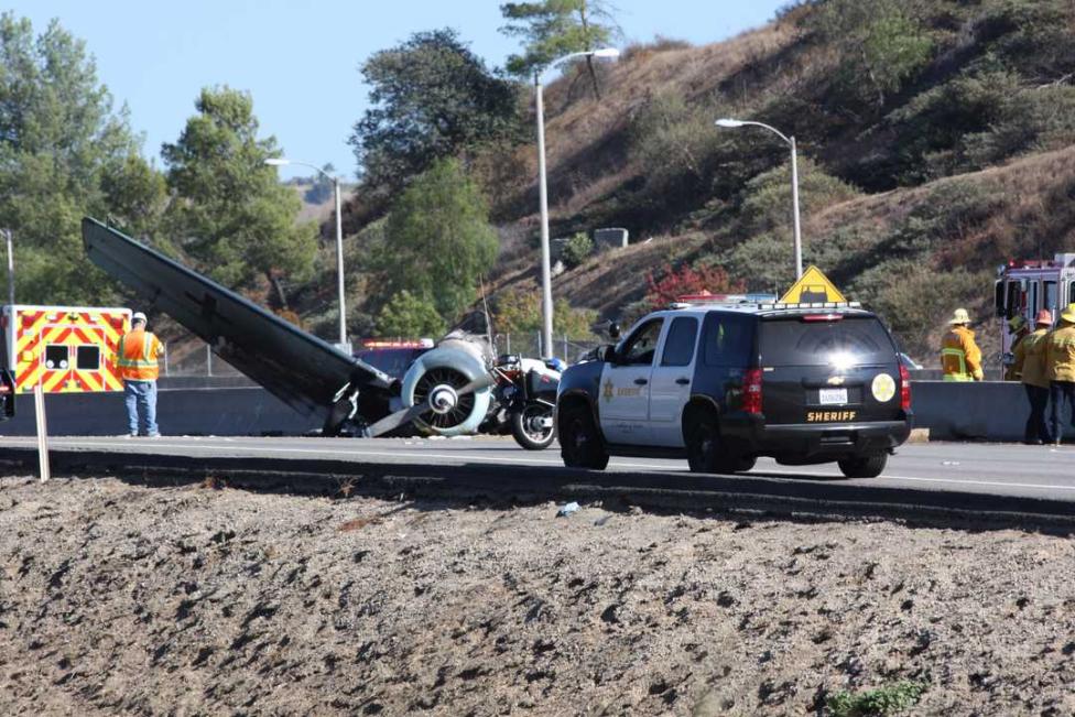 Wypadek samolotu na autostradzie w Los Angeles, fot. indystar.com