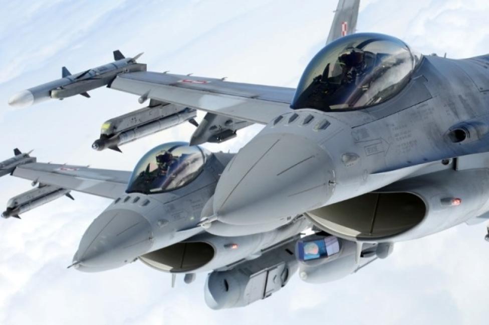Samoloty F-16 (fot. Bartosz Bera)