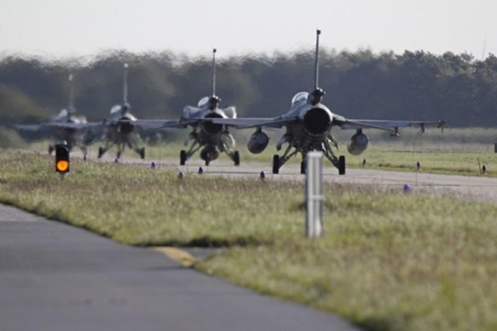 Samoloty F-16 w bazie lotniczej Wittmund (fot. luftwaffe.de)