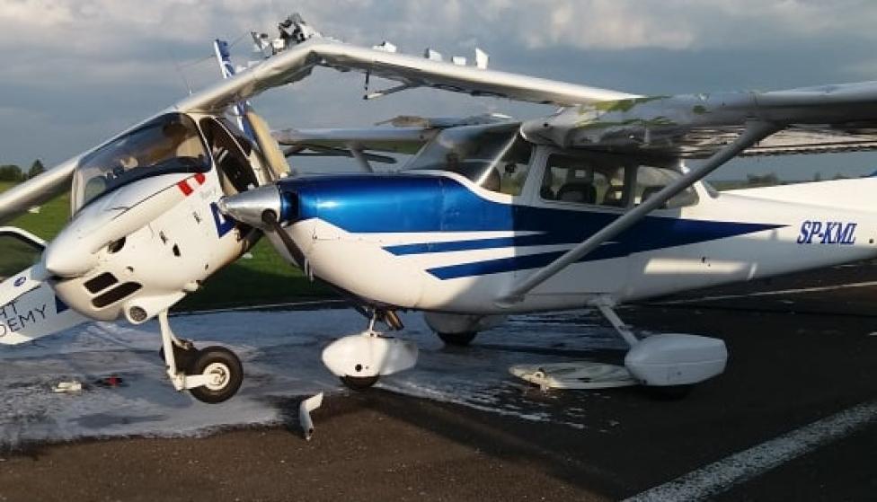 Wypadek na lotnisku w Piotrkowie, fot. piotrkowski24.pl
