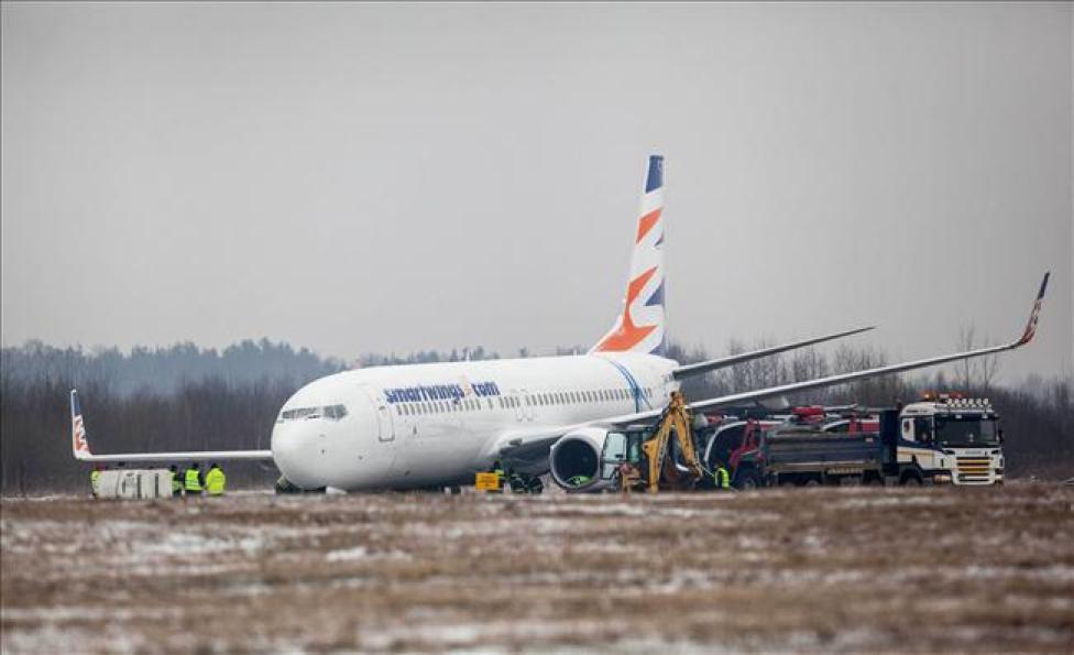 Boeing 737 po wypadnięciu z pasa