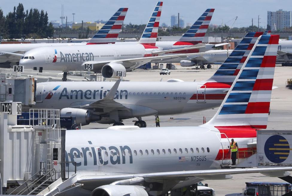 Flota samolotów należąca do linii American Airlines, fot. Forbes