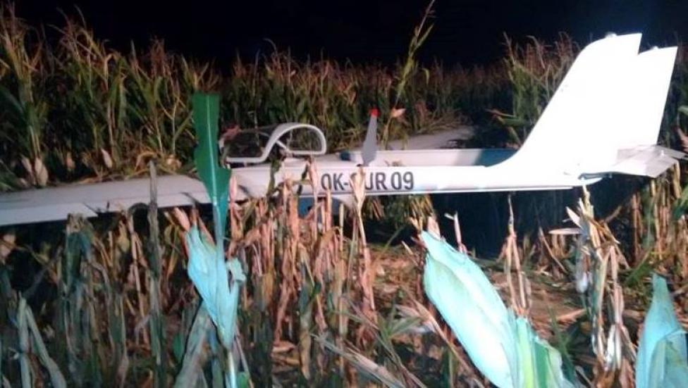 Wypadek samolotu Albatros WT-8 Excel k.Miechowa, fot. Ochotnicza Straż Pożarna Łuczyce