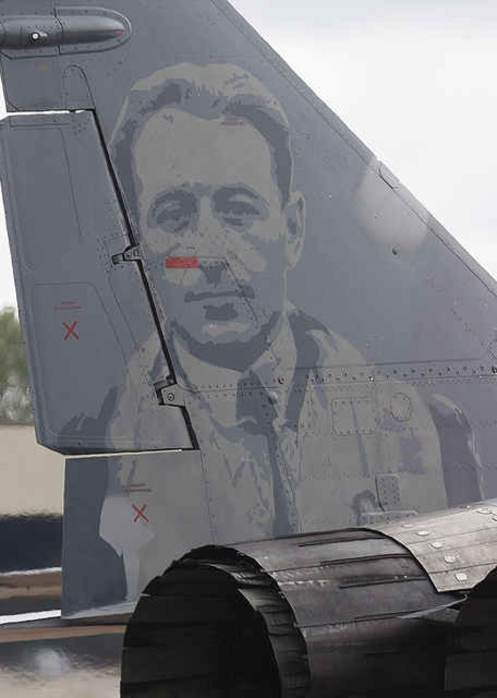 Podobizna Mariana Pisarka na stateczniku MiG-a 29 z 1 ELT z Mińska Mazowieckiego 