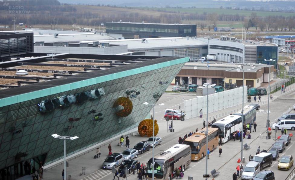 Port Lotniczy Kraków - terminal, fot. Radio Kraków