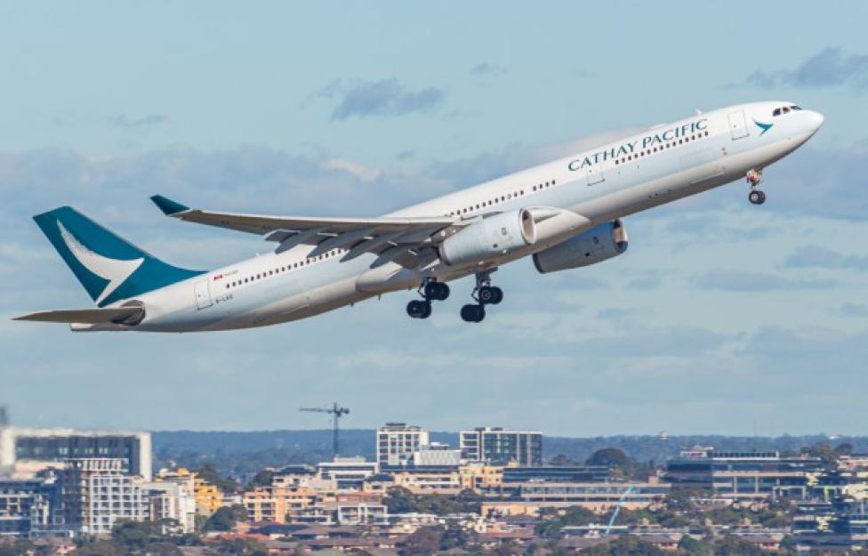 A330 linii lotniczych Cathay Pacific - start (fot. Vismay Bhadra/CC BY-SA 4.0/Wikimedia Commons)