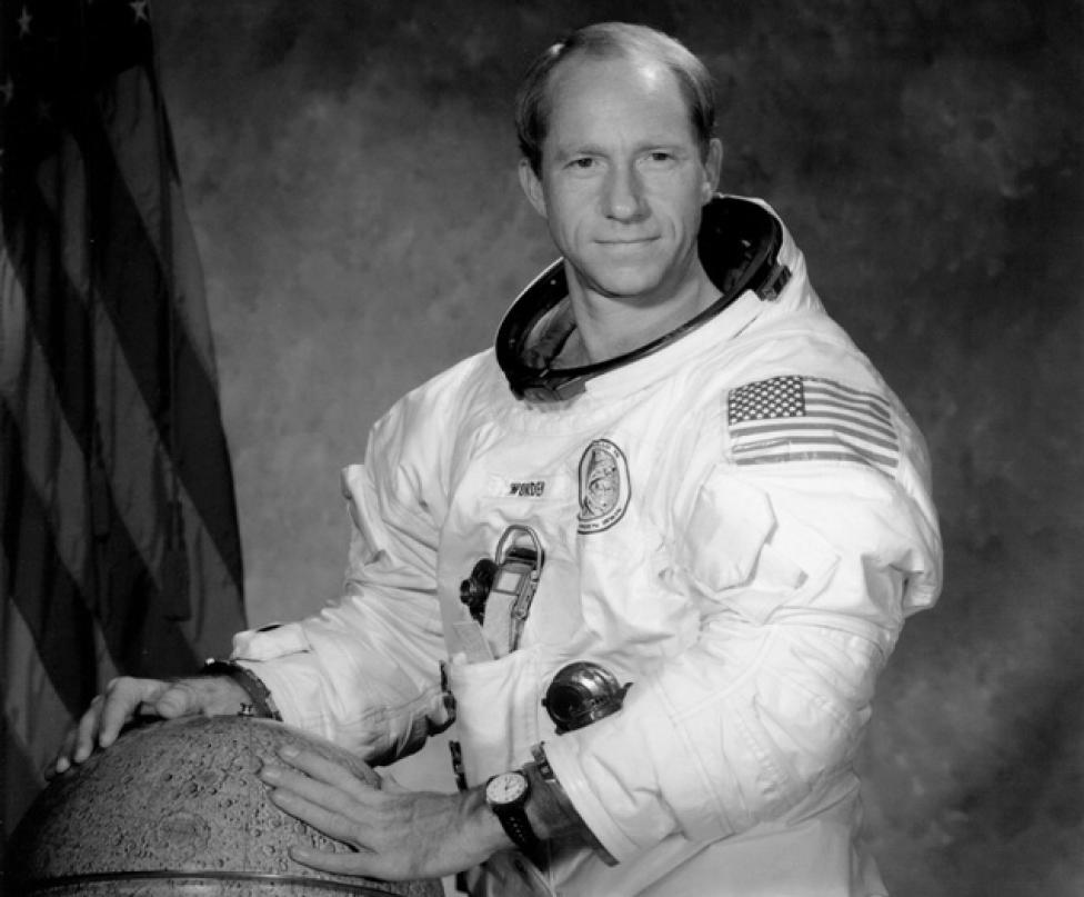 Alfred Merrill Worden (fot. NASA)