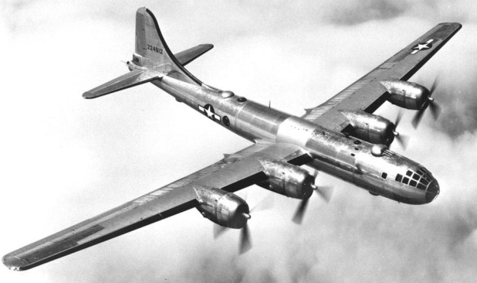 B-29 w barwach USAF (fot. U.S. Air Force/Domena publiczna/Wikimedia Commons)