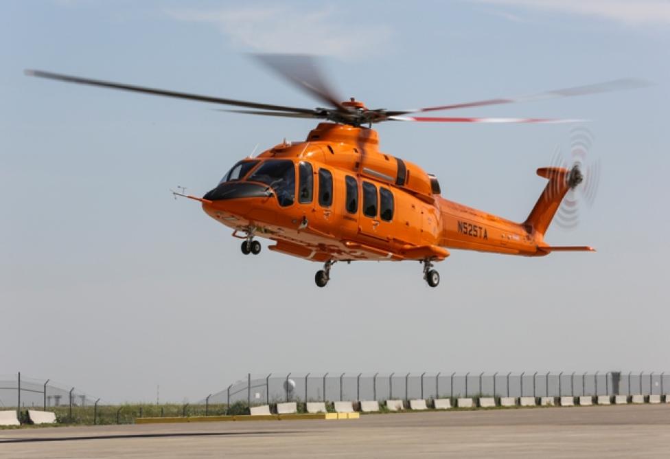 Bell 525 Relentless wykonuje udany pierwszy lot (fot. Bell Helicopter)