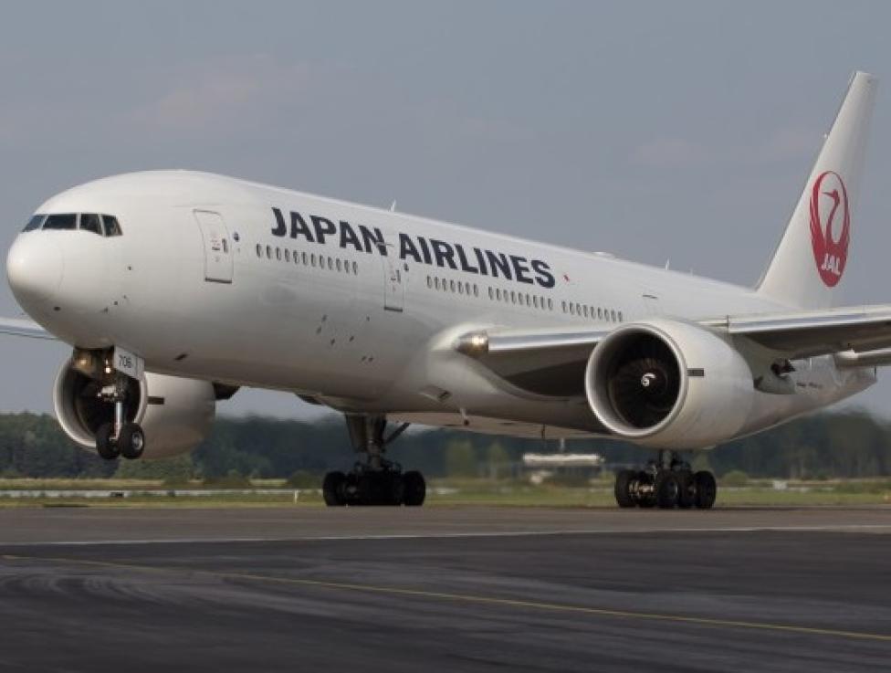 Boeing 777 Japan Airlines w Katowice Airport