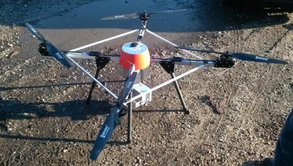 Testowany przez Straż Ochrony Kolei dron (fot. SOK)