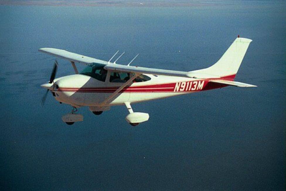 Cessna 182.jpg