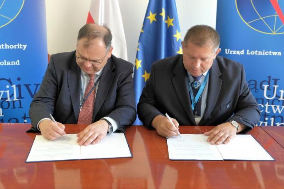 ULC podpisał porozumienie z PAŻP o współpracy w zakresie zdarzeń lotniczych (fot. ULC)