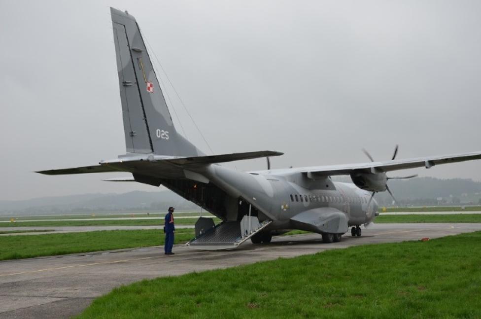 Samolot transportowy CASA C-295M (fot.  kpt. Maciej Nojek)