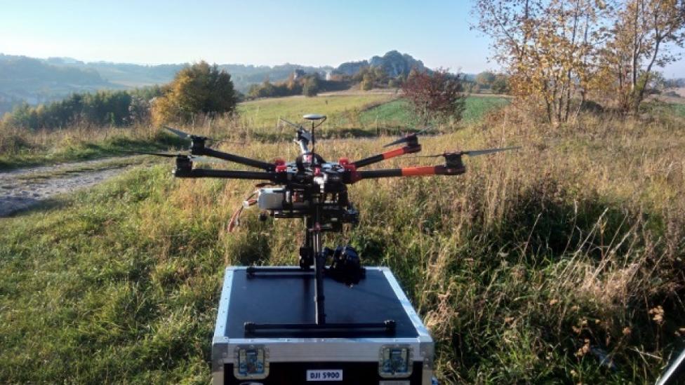Dron do projektu Colidrone i AGH (fot. AGH)