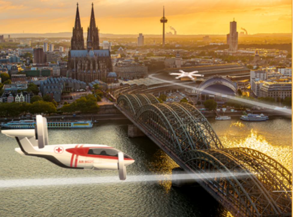 Drony w locie nad miastem (fot. easa.europa.eu)