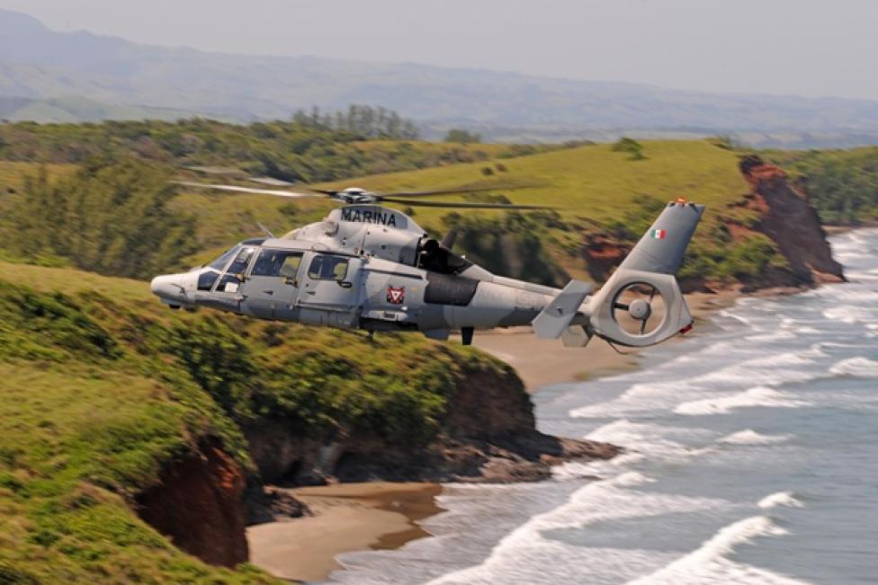 Śmigłowiec AS565 MBe Panther Marynarki Wojennej Meksyku (fot. Anthony Pecchi/Airbus Helicopters)