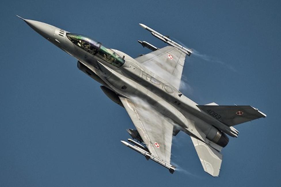 F-16 (fot. Piotr Łysakowski)