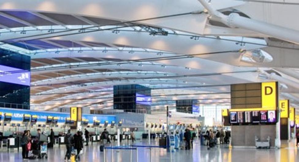 Port lotniczy Londyn-Heathrow - hala odpraw (fot. heathrow.com)