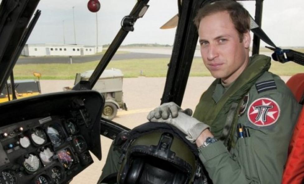 Książę William będzie pilotem śmigłowca pogotowia ratunkowego (fot. radiobedford.com)