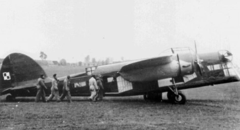Samolot bombowy LWS-6 ”Żubr” (fot. via Wojciech Sankowski-”Lotnictwo z Szachownicą”)