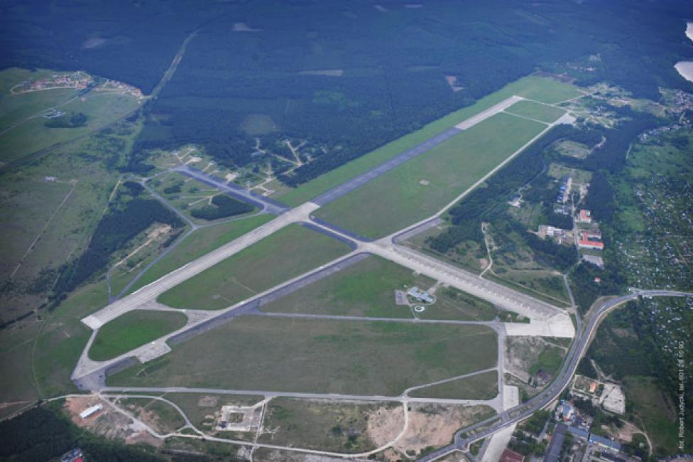 Lotnisko w Pile (fot. powiat.pila.pl)