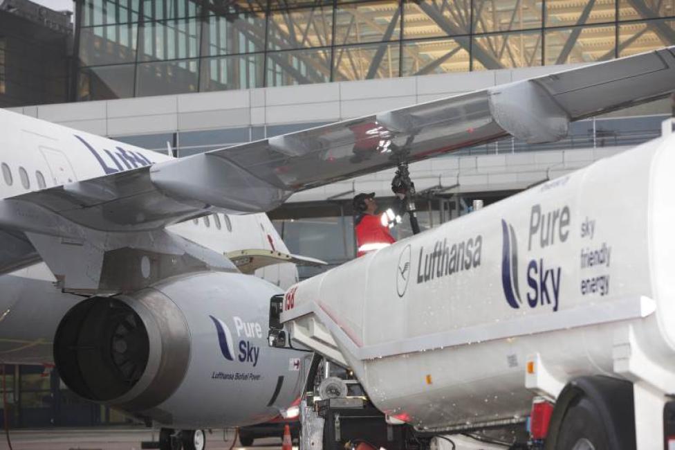 Lufthansa uruchamia loty rejsowe z wykorzystaniem biopaliw 