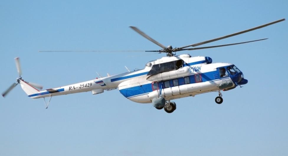 Mi-8 należący do linii lotniczych Vostok (fot. Oleg Chaplin/jetphotos.com)