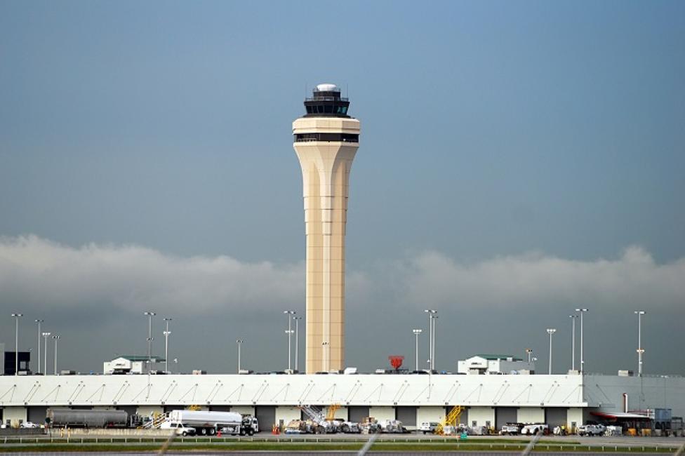 Wieża lotniska w Miami, fot. flyingmag