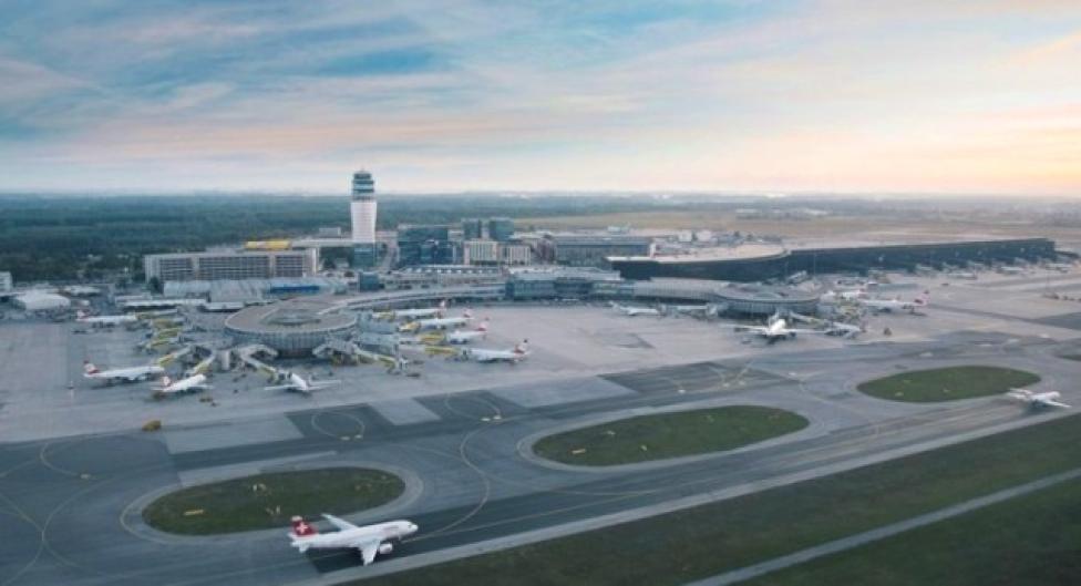 Międzynarodowe lotnisko w Wiedniu (fot. slots-austria.com)