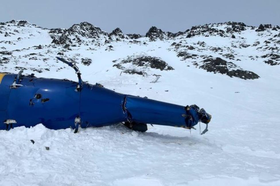 Miejsce katastrofy śmigłowca w górach Chugach,niedaleko lodowca Knik(fot.Alaska Mountain Rescue Group via Alaska State Troopers)