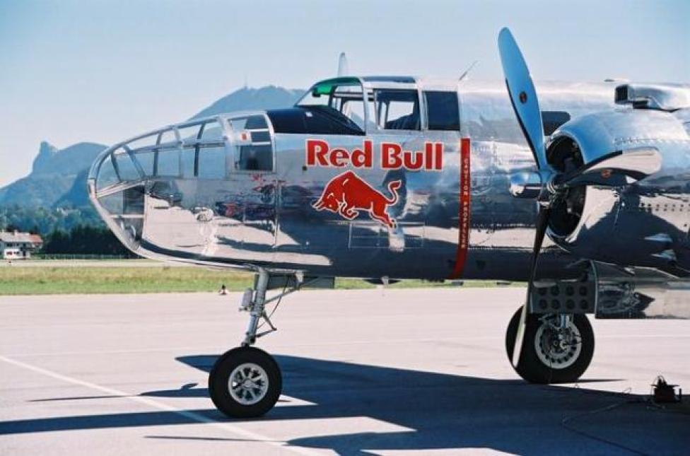 North American B-25J Mitchell (fot. Red Bull)