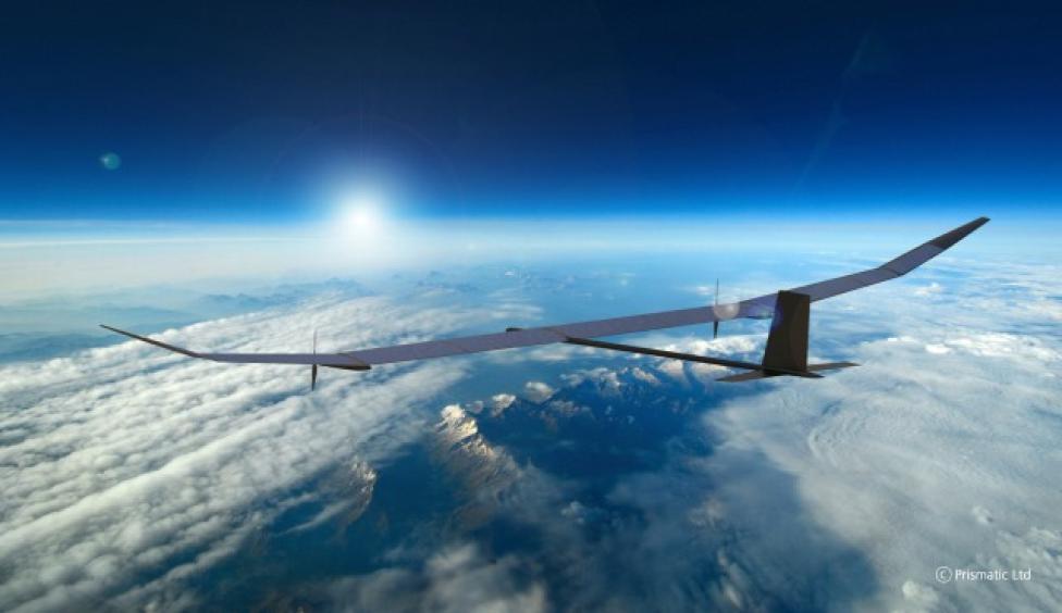 PHASA-35 - bezzałogowiec zasilany energią słoneczną w locie (fot. BAE Systems)