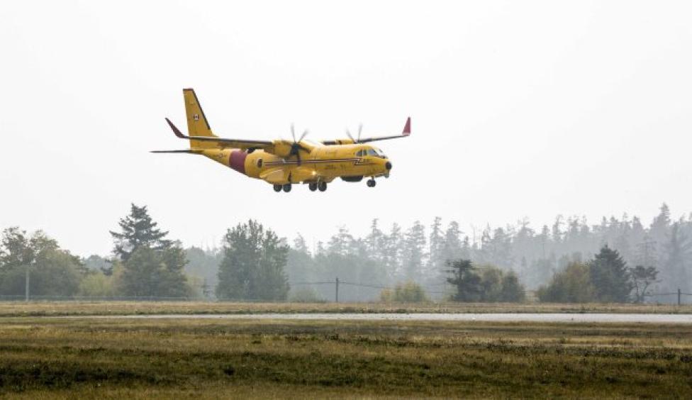 Pierwszy C295 dla 19 Skrzydła ląduje w bazie wojskowej Comox w Kolumbii Brytyjskiej w Kanadzie (fot. Garry Walker)
