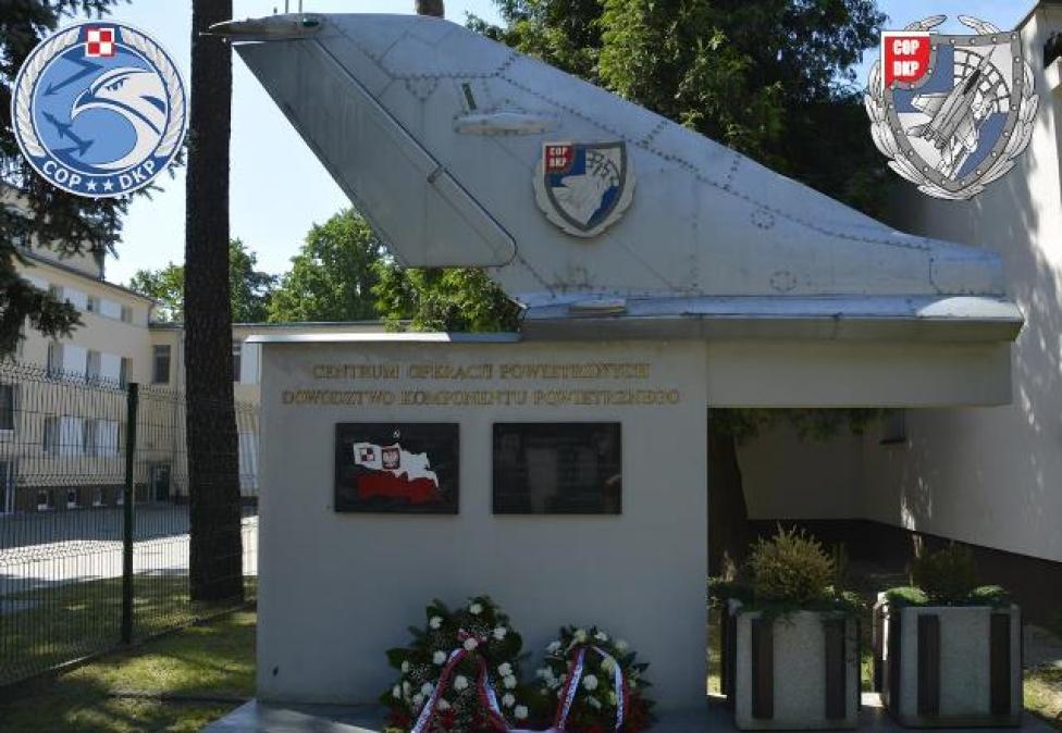 Pomnik w Centrum Operacji Powietrznych - Dowództwie Komponentu Powietrznego (fot. COP-DKP)