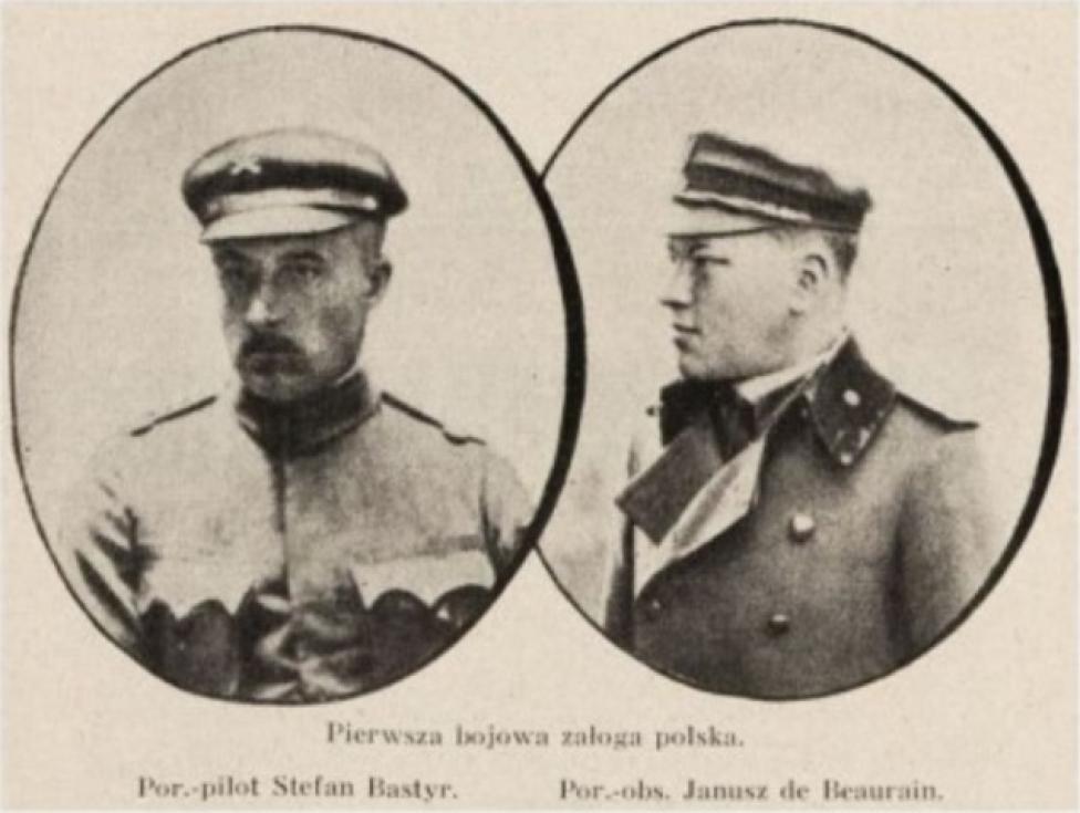 Por. pilot Stefan Bastyr i por. obs. Janusz de Beaurain (fot. muzeumsp.pl)