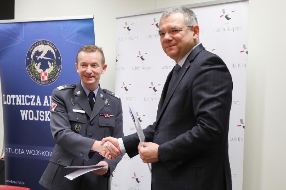 Porozumienie Lotniczej Akademii Wojskowej z Portem Lotniczym Lublin (fot. LAW)