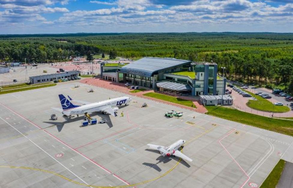Port Lotniczy Bydgoszcz - samoloty na płycie (fot. plb.pl)