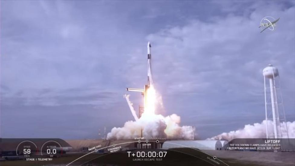 Rakieta Falcon 9 ze statkiem kosmicznym Dragon wystartował z Przylądka Canaveral na Florydzie (fot. NASA)