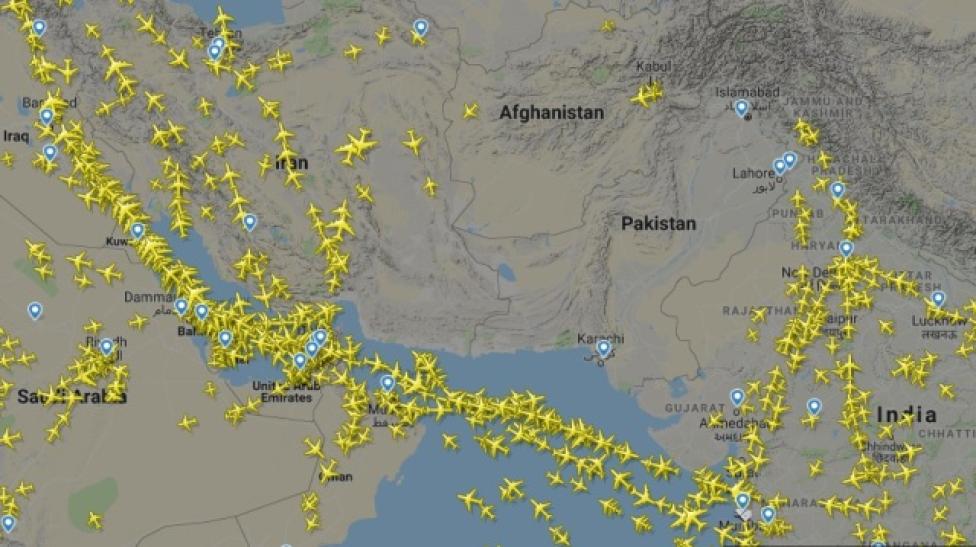 Ruch lotniczy nad Pakistanem (fot. flightradar24.com)